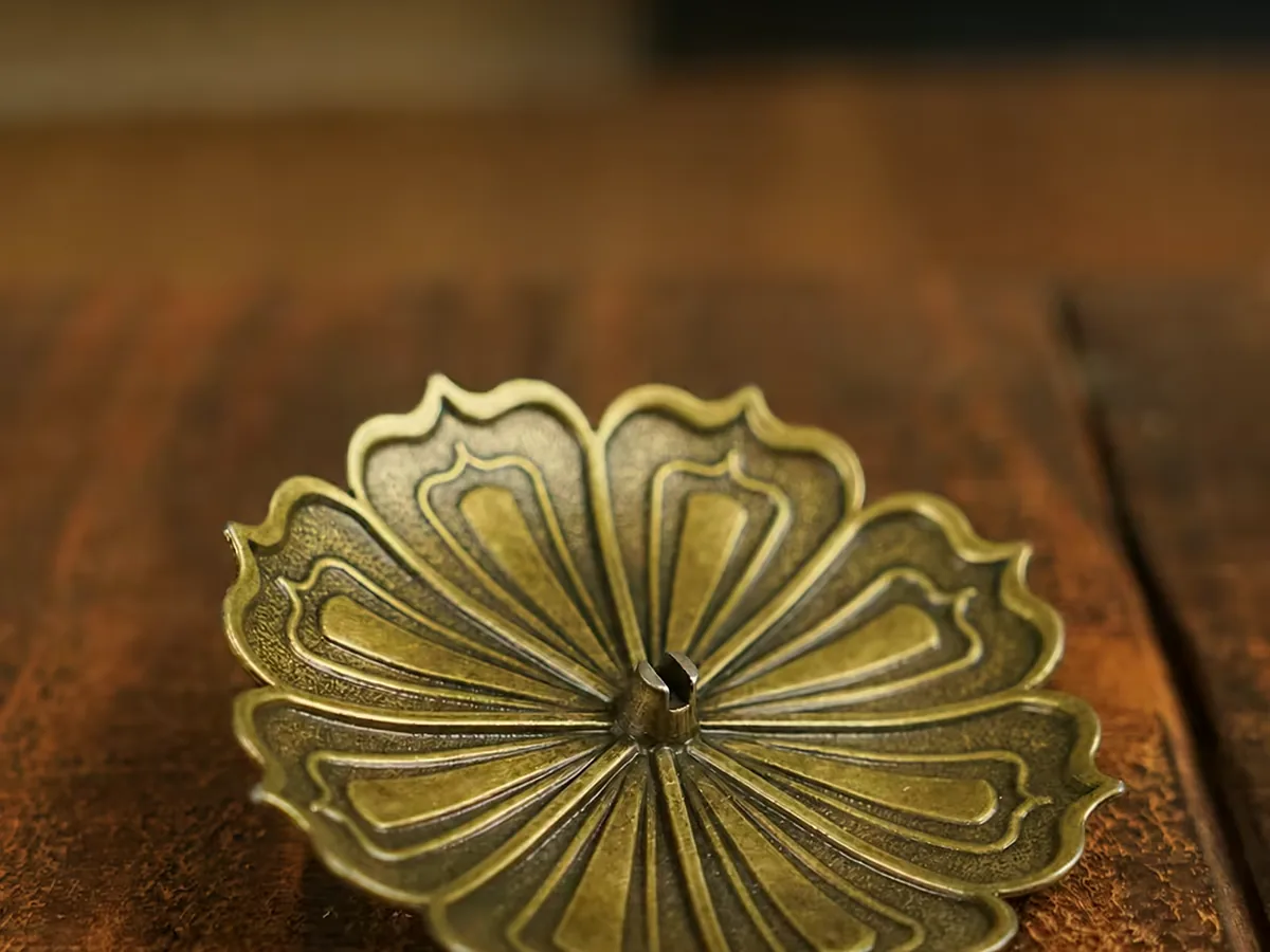 Incense holders and agarwood stands — close-up detail, incense holder wholesale