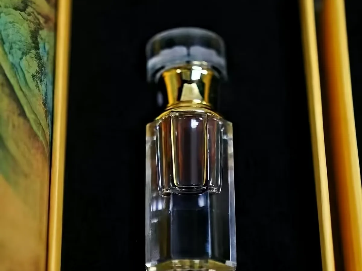 Oud oil bottles and packaging — retail packaging and unboxing, oud oil bottle wholesale